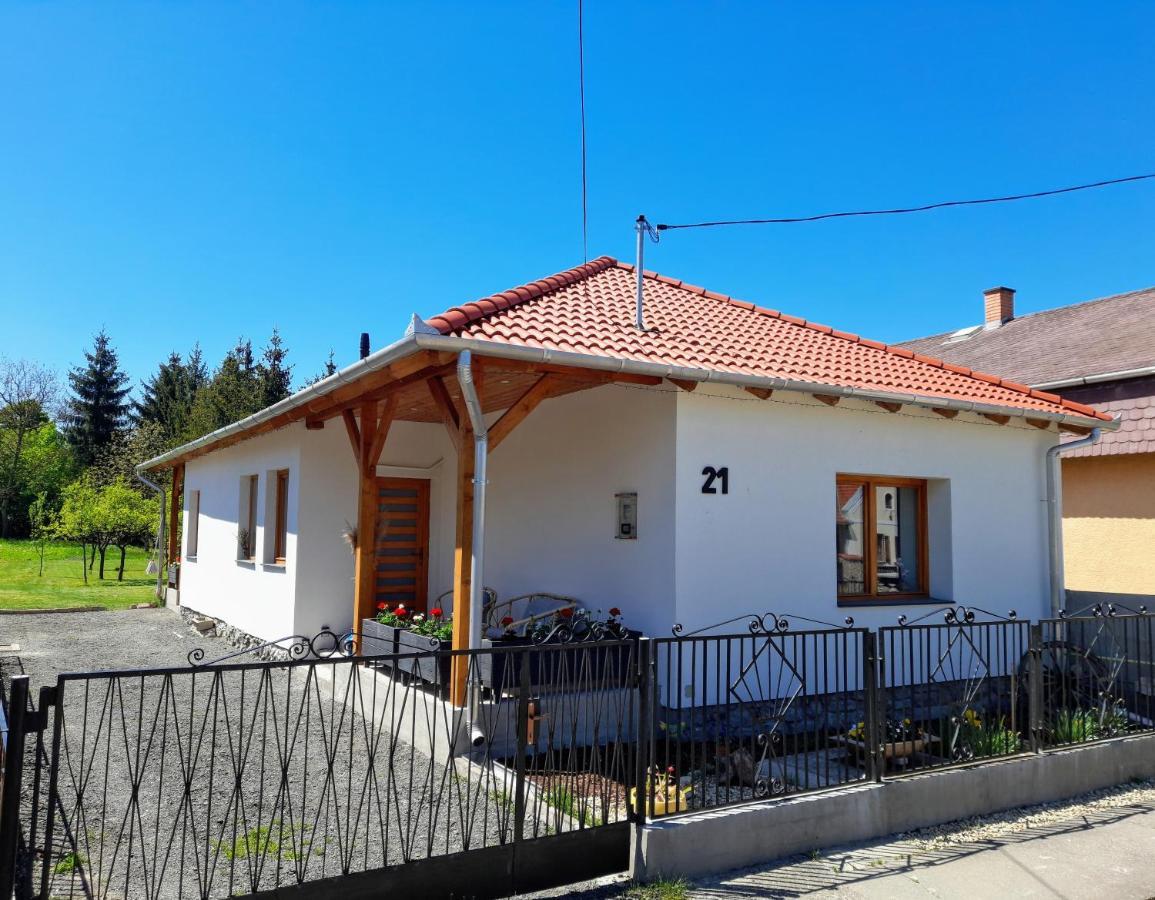 No°21 Apartman Szilvásvárad Екстериор снимка